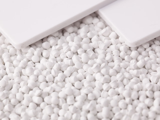 Hạt nhựa trắng - Hạt Nhựa Bình Minh - Công Ty TNHH Công Nghiệp Và Dịch Vụ Bình Minh